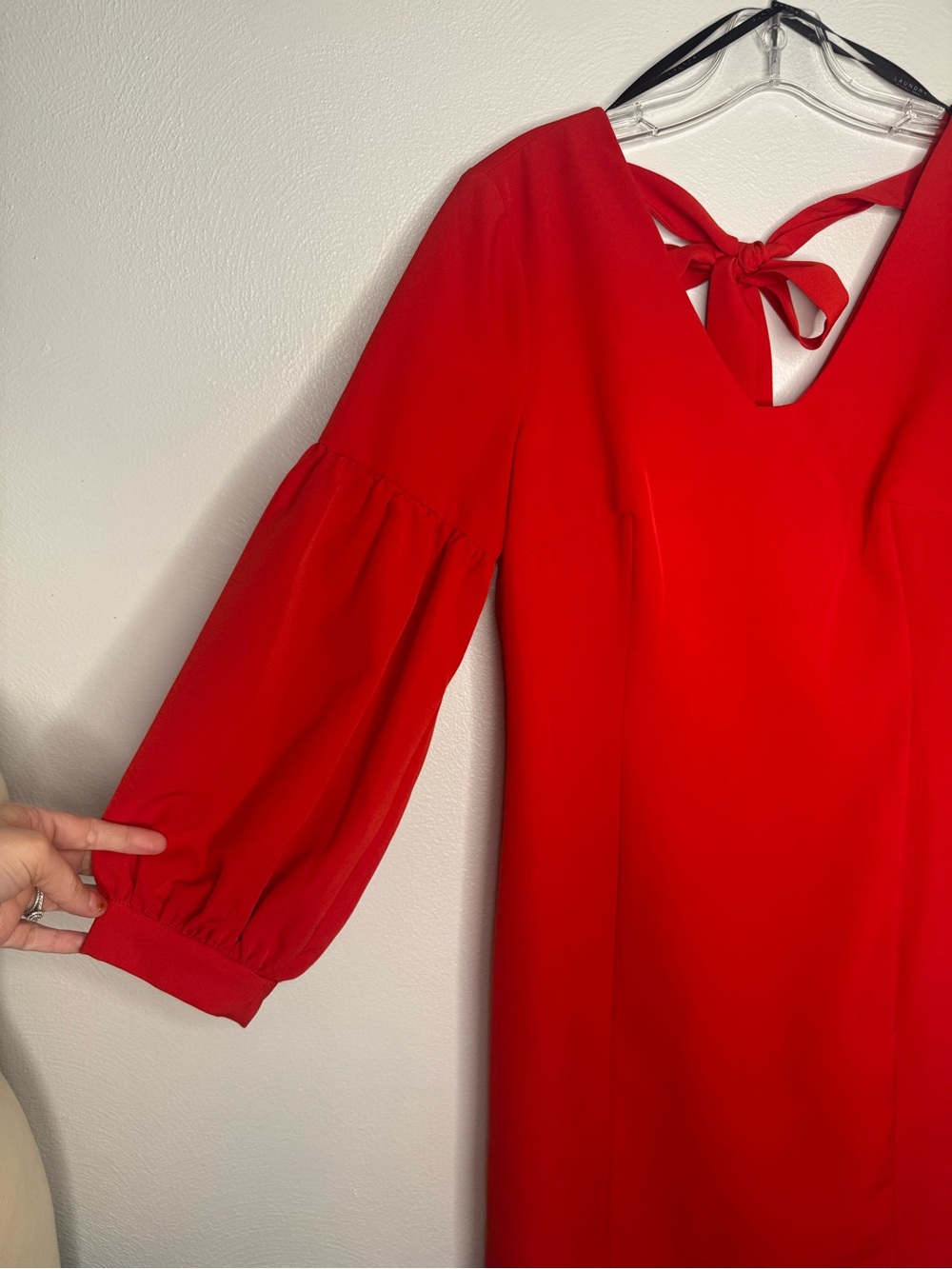 Laundry By Shelli Segal Special Occasion V-Neck Red Balloon Sleeve Mini Dress - Picture 6 of 9